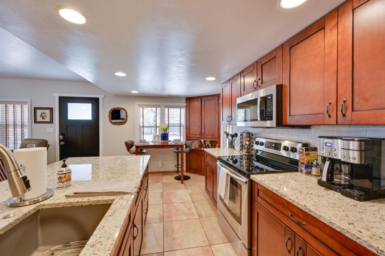 Peaceful Payson Home With Yard And Fire Pit! エクステリア 写真